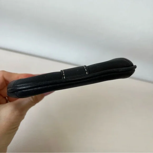 Coach Black Wallet Elegant Leather Accessory - Picture 4 of 12